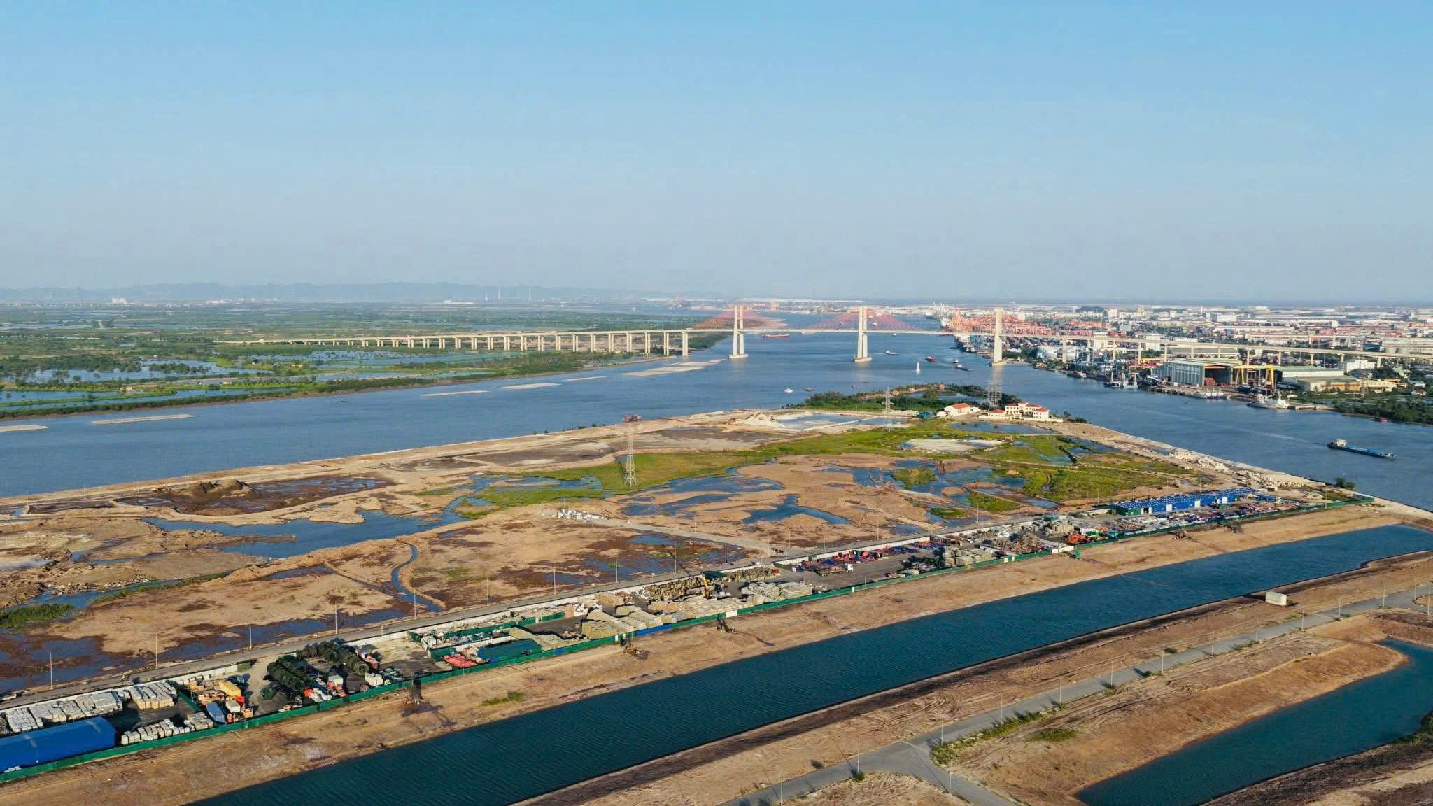 hình ảnh thực tế tháng 5/2026 của dự án Imperia Royal Island đảo Vũ Yên